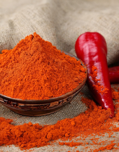 Slatka crvena paprika u prahu
